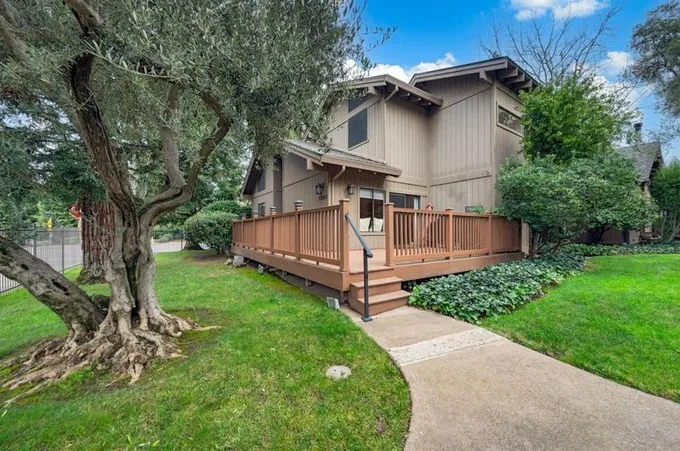 2240 Boyer Dr, Carmichael, CA 95608 - MLS 224009758 for Sale