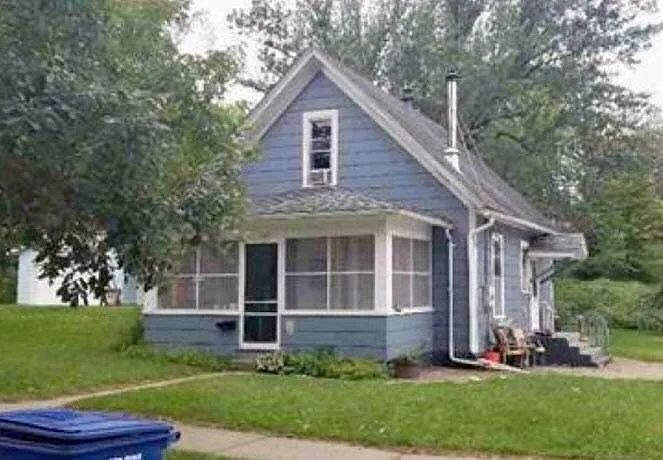 Norwood, RED WING, MN 55066  616985906 for Sale