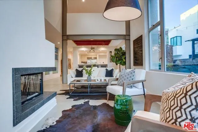 425 Sherman Canal, Venice CA 90291 for Sale