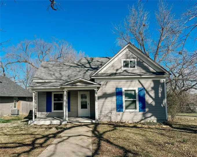 605 E Woodard St, Denison, TX 75021 for Sale