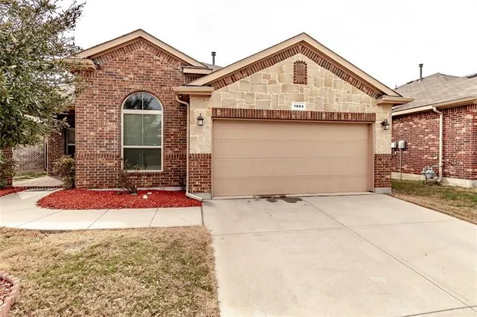 1904 Velarde Rd, Fort Worth, TX 76131 for Sale