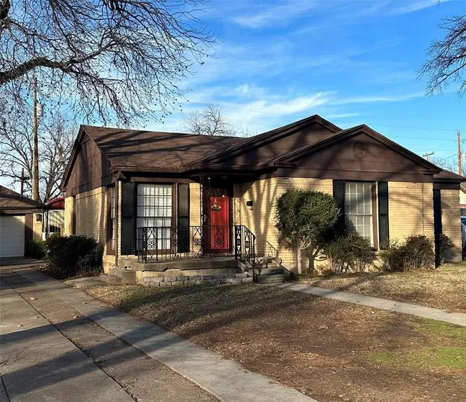 606 W Oak, Olney, TX 76374 for Sale