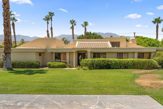6712 Wildwood, Palm Springs CA 92264 for Sale