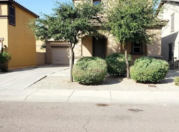 8562 N 63rd Dr - Glendale, AZ 85302 - Home For Rent