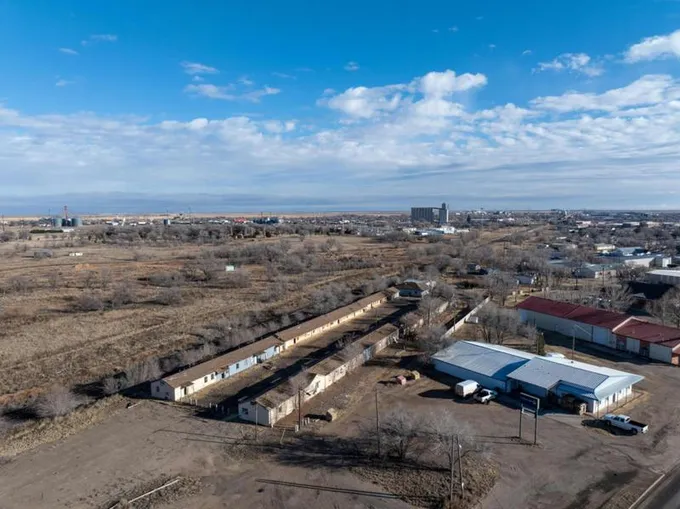 808 W 7TH ST, Dalhart, TX 79022 Multi Family For Sale  MLS# 24-481 for Rent