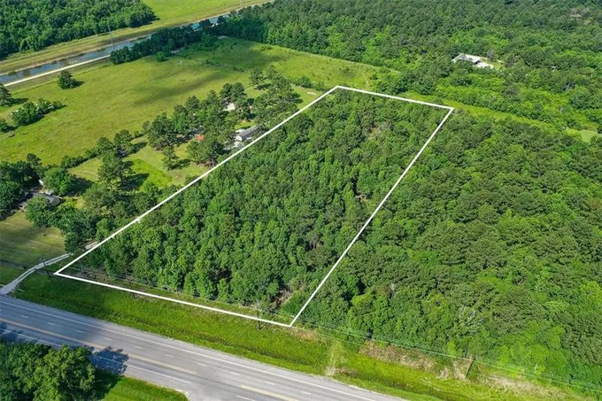75 Hwy 321, Dayton, TX 77535 for Sale