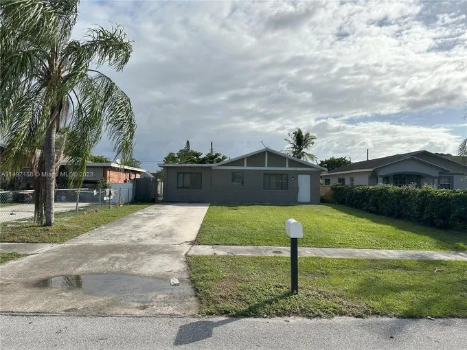 236 Jennings Avenue, Greenacres, FL 33463 for Sale