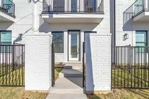 711 Abram Street, Arlington, TX 76013 for Sale