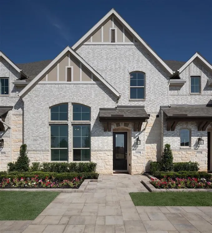 11230 Buchanan Coves Ln, Cypress, TX 77433 for Sale