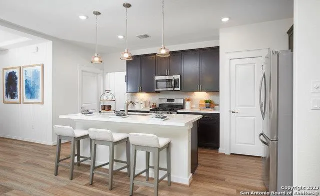944 Gray Cloud Drive, New Braunfels, TX 78130 for Sale