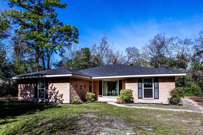 301 Smith Hill Rd, Huntsville, TX 77320 for Sale