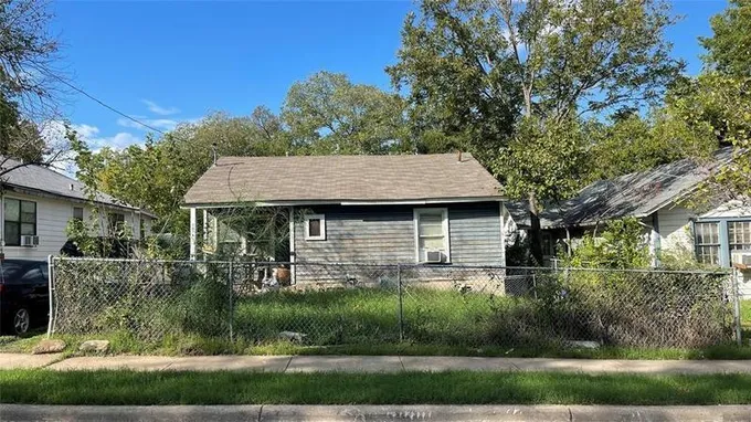2818 E 22nd St, Austin, TX 78722 for Sale