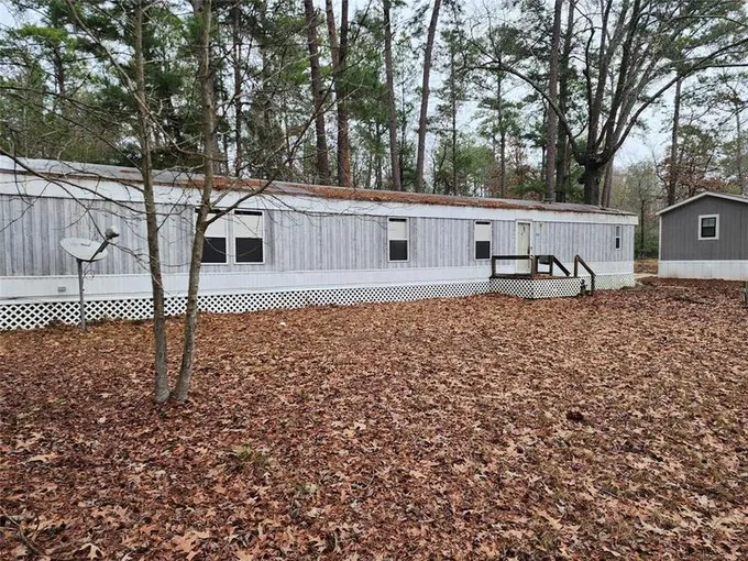 155 Canadian Dr, Trinity, TX 75862 for Sale