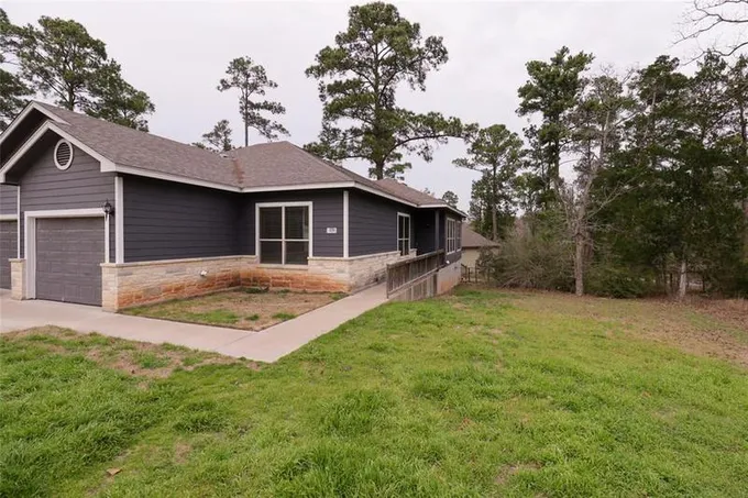108 Kula Ct B, Bastrop, TX 78602 for Rent