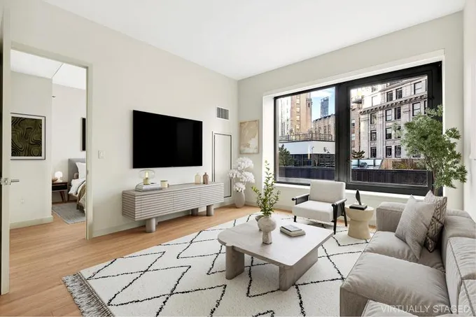 75 Wall Street, Unit 21G for Sale