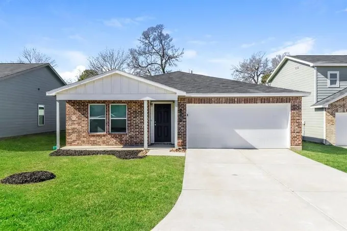 14182 Green Wing Cir, Willis, TX 77318 for Rent