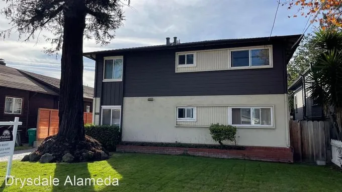 2028 Encinal Avenue Unit C  2028 Encinal Avenue for Sale