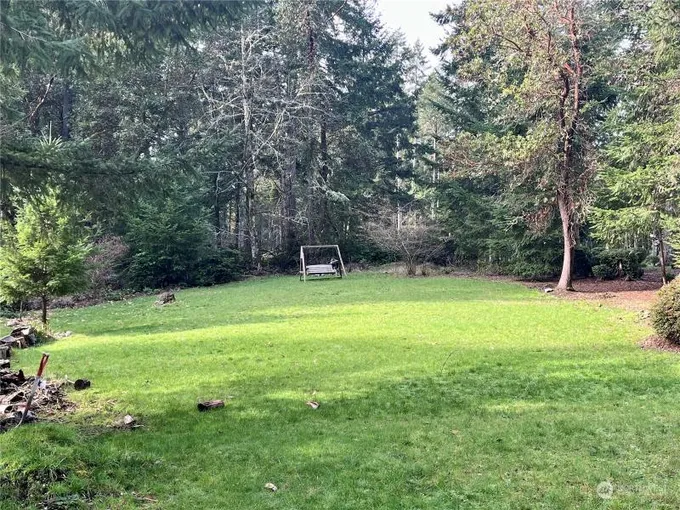 10908 Pioneer Drive, Anderson Island, WA 98303 for Sale