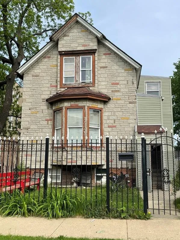 1837 N Lawndale Ave, Chicago, IL 60647 - MLS 11969193 for Sale