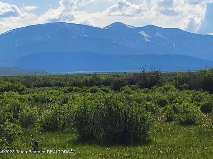 Pinedale, Sublette County, WY Undeveloped Land for sale Property ID: 414032451