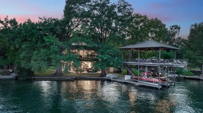 1404 Rockcliff Rd, Austin, TX 78746 - MLS 6408529 for Sale