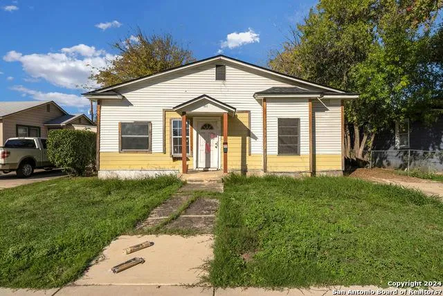 1511 W HOLLYWOOD AVE, San Antonio, TX 78201 Single Family Residence For Sale  MLS# 1749425
