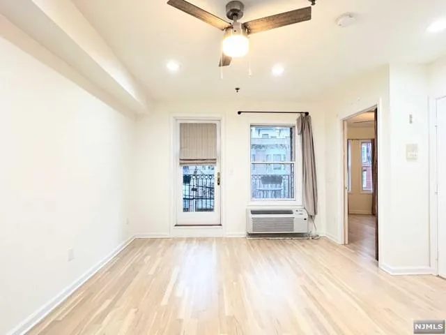 128-130 Jackson Street, Unit 3B, Hoboken, NJ 07030 for Sale