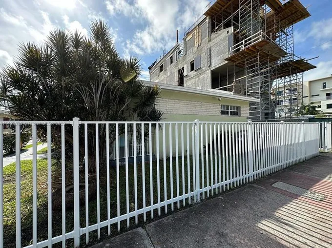 750 84th St, Miami Beach, FL 33141 - MLS A11493080 for Sale
