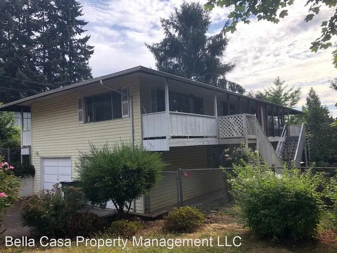 225 NW Ione Street - #1  225 NW Ione Street for Sale
