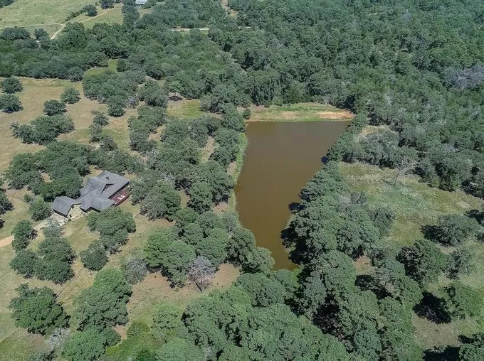 408 Copeland Hill Rd, Smithville, TX 78957 - MLS 7958536 for Sale