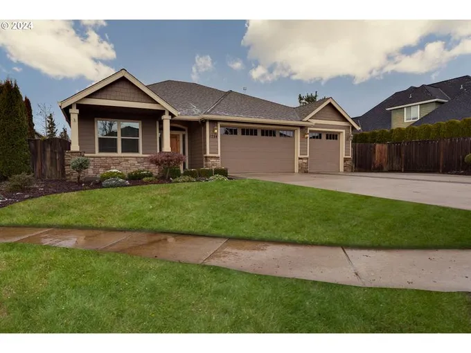 1754 S 17TH CIR, Ridgefield WA 98642 for Sale
