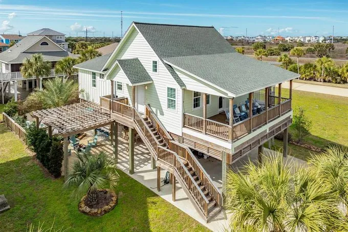 4007 Shallow Reef, Galveston, TX 77554 for Sale
