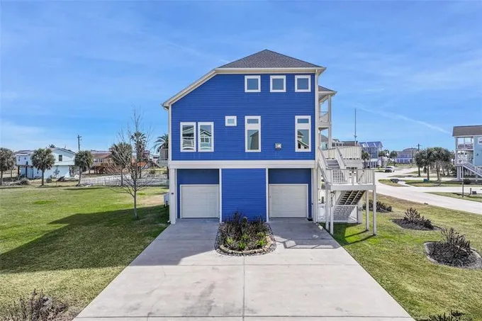 14213 Treasure Ct, Galveston, TX 77554 for Sale