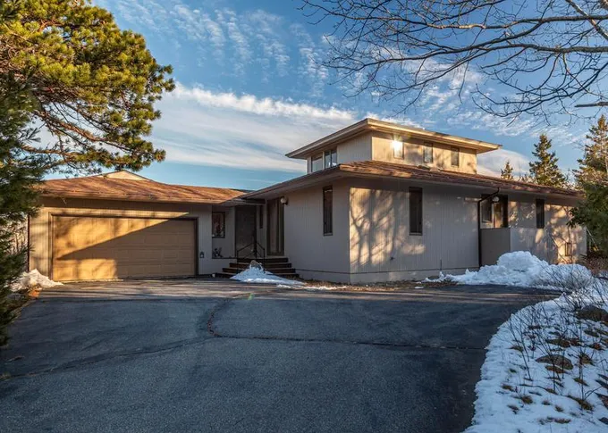 60 E Strawberry Hill Road, Bar Harbor ME 04609 for Sale