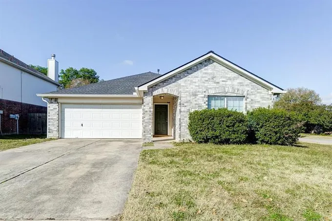 2439 Halstead Dr, Spring, TX 77386 for Sale
