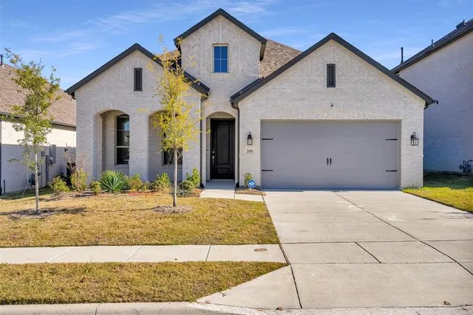 2406 Brightling Bnd, Forney, TX 75126 for Sale