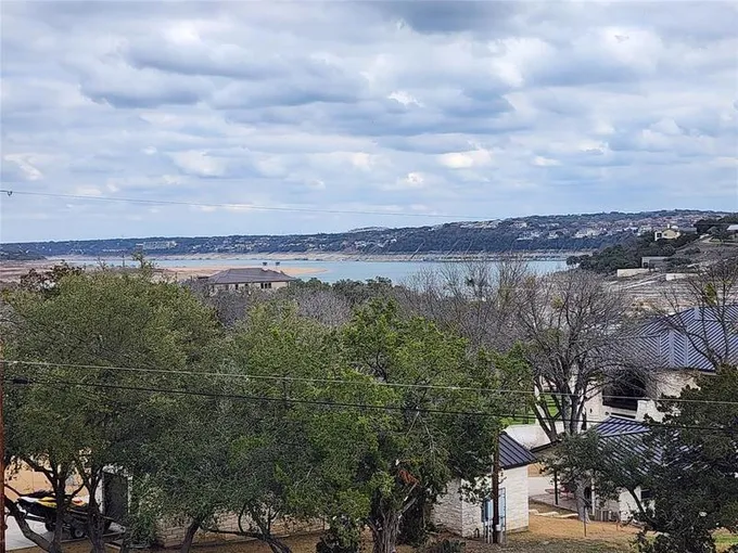 20130 Rod And Gun Club Rd, Spicewood, TX 78669 for Sale