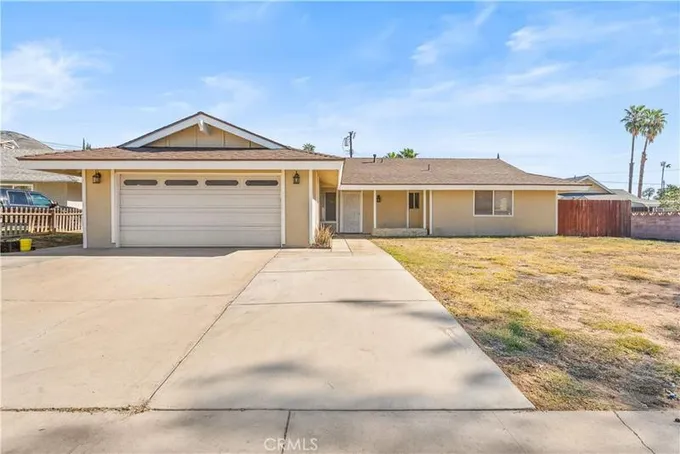 6121 Rogers Lane, San Bernardino, CA 92404 for Sale