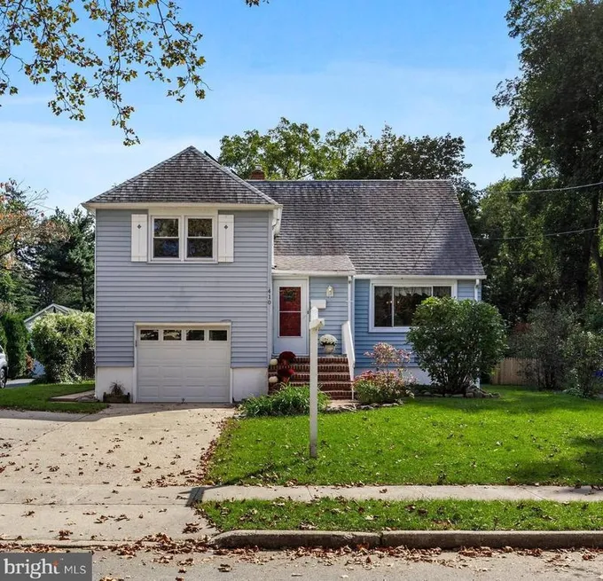 410 W 3rd St, Moorestown, NJ 08057 - MLS NJBL2054524 for Sale