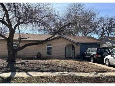 Elmwood Dr for Sale