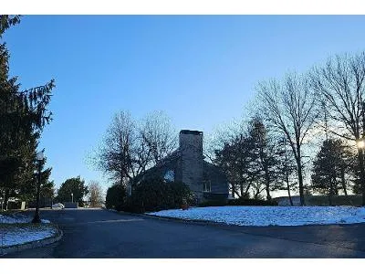 Mountain Laurels Dr Apt 502 for Sale