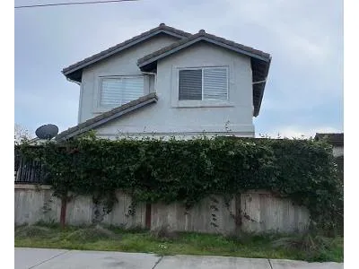 Manhattan Ave for Sale