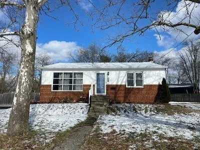 Mount Vernon Ave for Sale