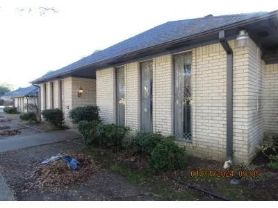 H G Moseley Pkwy for Sale