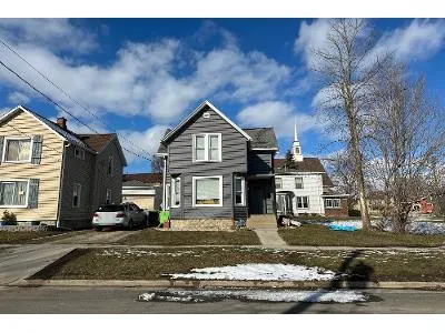 4th St for Sale