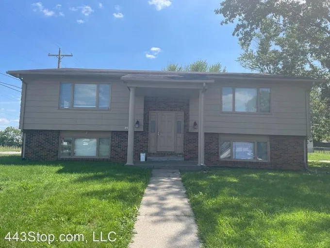 2940 Leeway Drive - 3  Apartment close to schools and shopping! for Sale