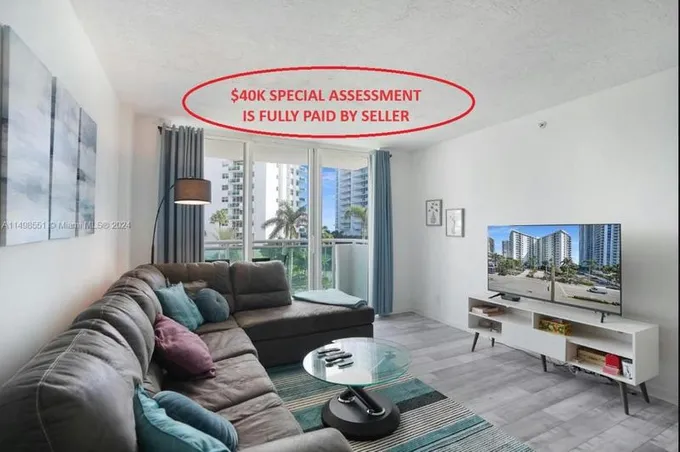 3000 S OCEAN DR APT 310, Hollywood, FL 33019 Condominium For Sale  MLS# A11498551