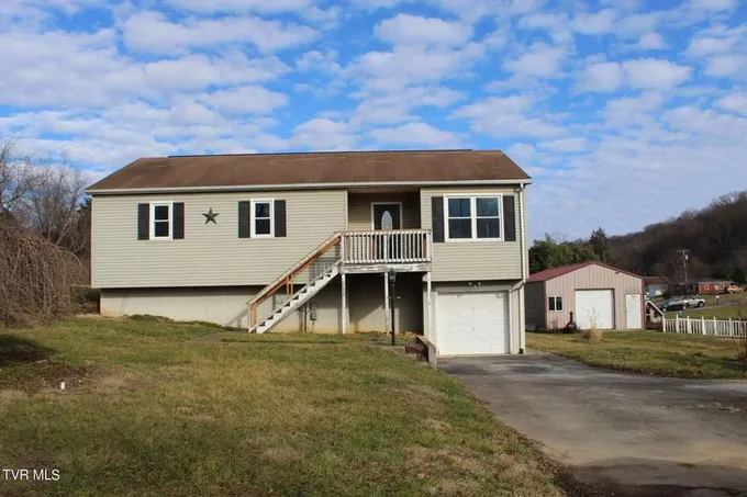 24121 Young Drive, Bristol, VA 24202  620131954 for Sale