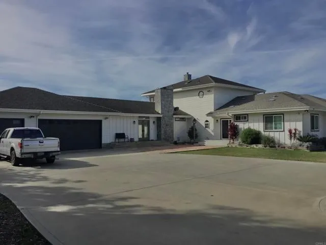 622 Rancho Del Cerro, Fallbrook CA 92028 for Sale