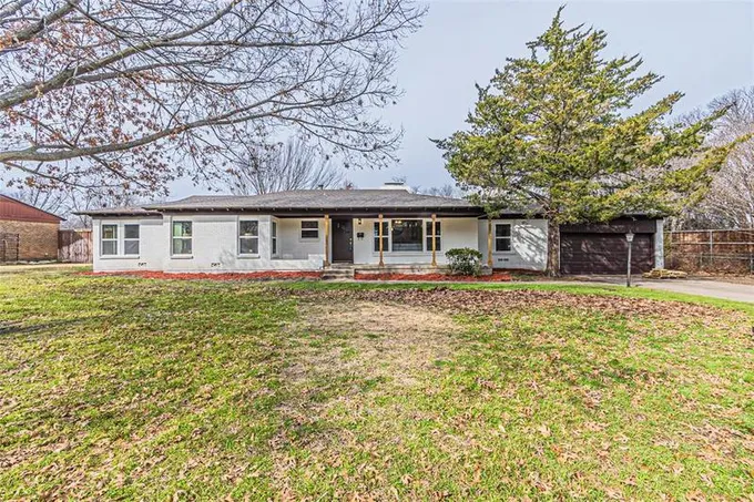 7149 Glen Hills Rd, Richland Hills, TX 76118 for Sale